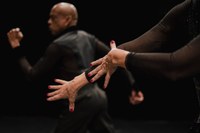 "Over Dance" – the Fondazione Nazionale della Danza / Aterballetto’s new production premieres in Paris