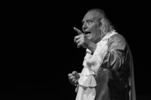 Teatro Nucleo, Horacio Czertok in “Contra Gigantes” - ph. Antonella Gaibiso Pompei